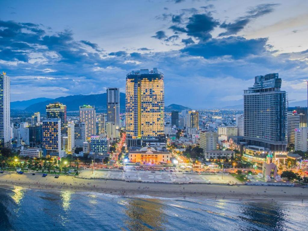 Panorama Luxury Sea View Apartment Nha Trang Zewnętrze zdjęcie